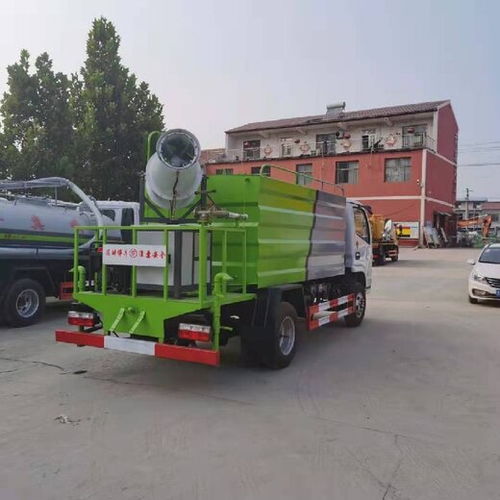 四川德陽 五立方灑水霧炮車與八方灑水車引領(lǐng)綠色作業(yè)新風(fēng)尚